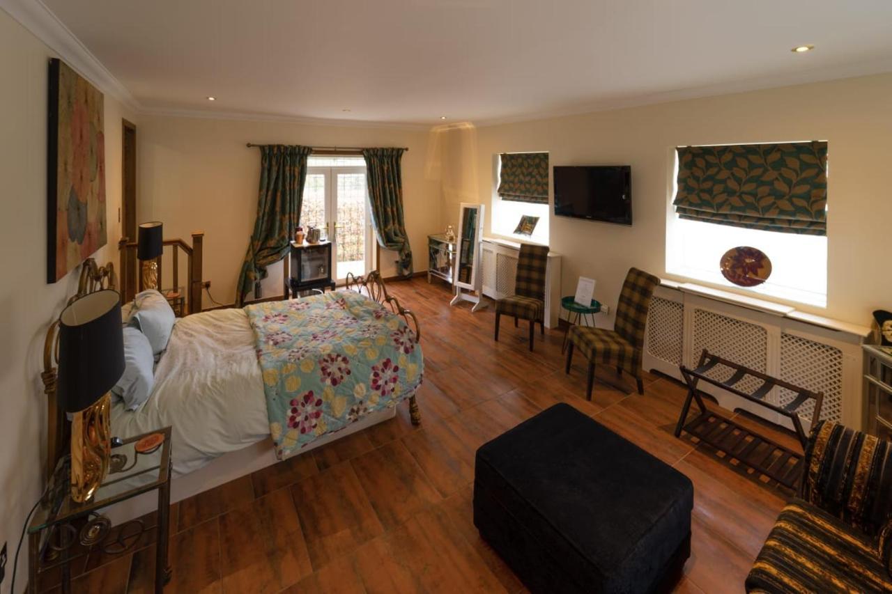 Retreat At The Knowe Auchincruive Estate Bed and Breakfast Ayr Exteriör bild