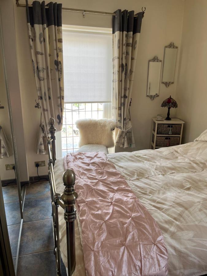 Retreat At The Knowe Auchincruive Estate Bed and Breakfast Ayr Exteriör bild