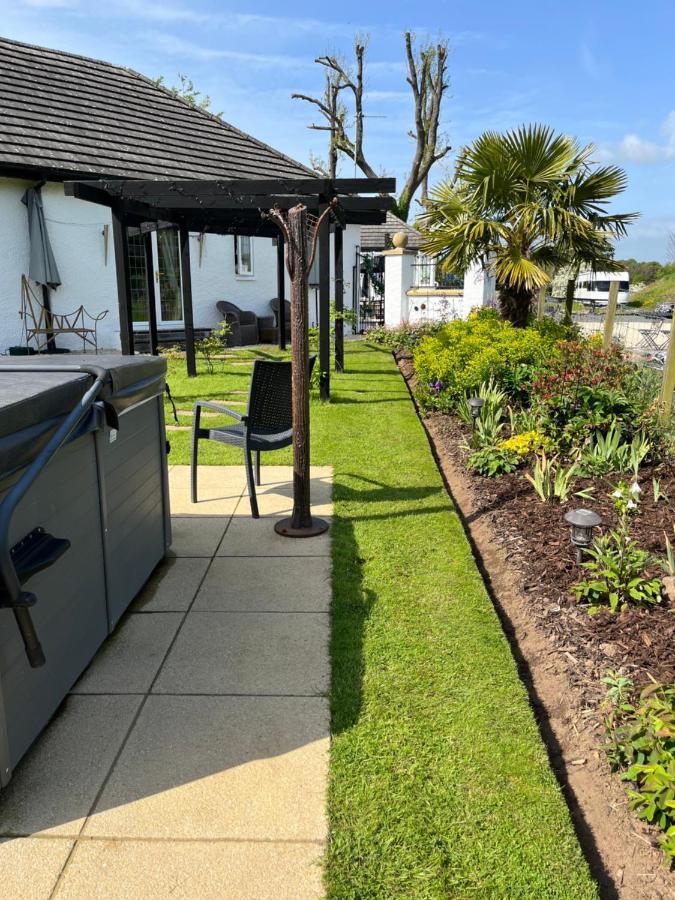 Retreat At The Knowe Auchincruive Estate Bed and Breakfast Ayr Exteriör bild