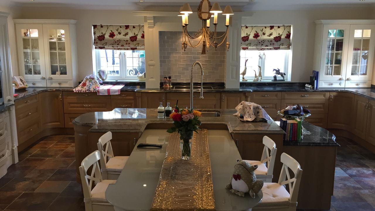 Retreat At The Knowe Auchincruive Estate Bed and Breakfast Ayr Exteriör bild